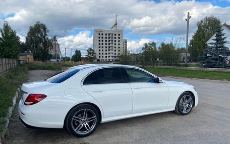 Mercedes-Benz E-Класс, 2019 год, 3 650 000 рублей, 7 фотография