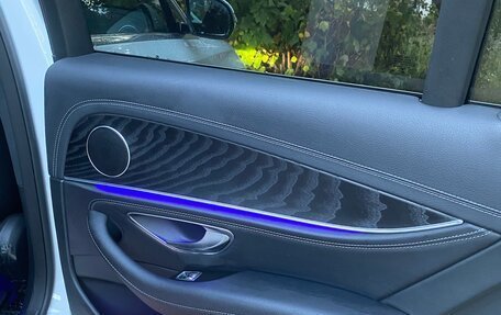 Mercedes-Benz E-Класс, 2019 год, 3 650 000 рублей, 20 фотография