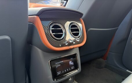 Bentley Bentayga I, 2022 год, 27 000 000 рублей, 27 фотография