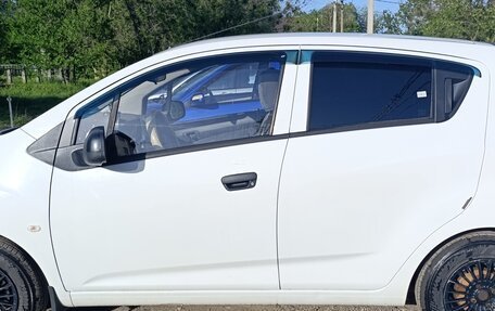 Chevrolet Spark III, 2016 год, 800 000 рублей, 1 фотография