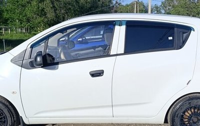 Chevrolet Spark III, 2016 год, 800 000 рублей, 1 фотография