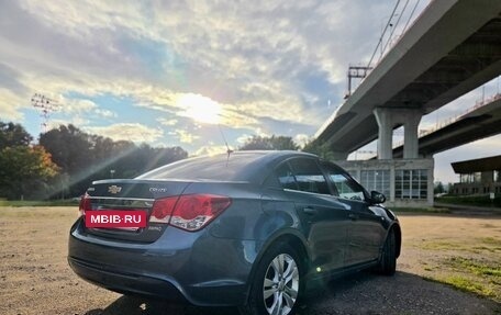 Chevrolet Cruze II, 2013 год, 500 000 рублей, 3 фотография