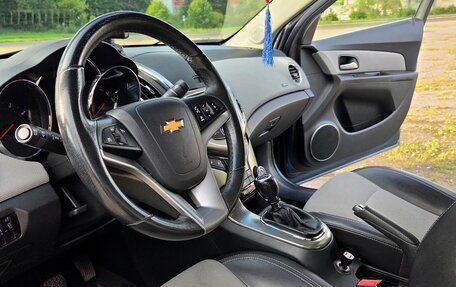 Chevrolet Cruze II, 2013 год, 500 000 рублей, 10 фотография