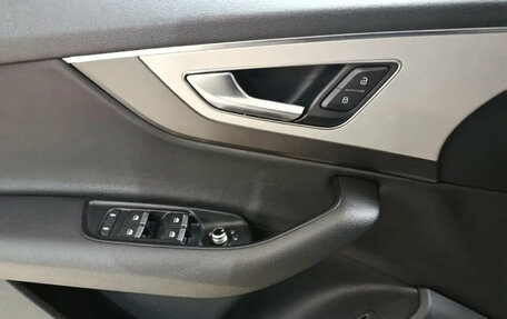 Audi Q7, 2017 год, 4 390 000 рублей, 17 фотография