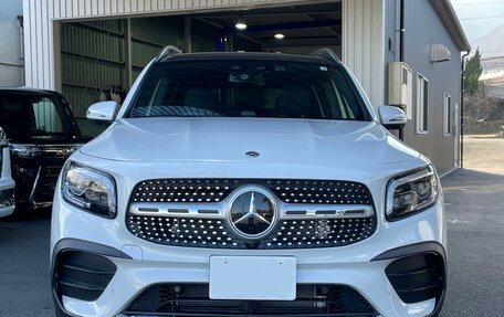 Mercedes-Benz GLB, 2023 год, 2 137 000 рублей, 2 фотография