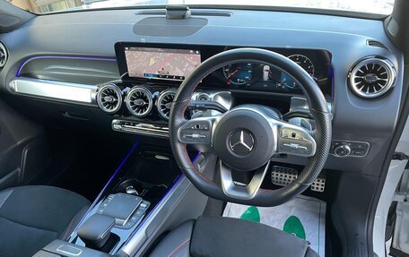 Mercedes-Benz GLB, 2023 год, 2 137 000 рублей, 10 фотография