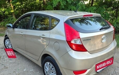Hyundai Solaris II рестайлинг, 2012 год, 590 000 рублей, 8 фотография