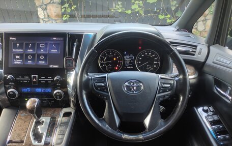 Toyota Alphard III, 2020 год, 5 099 000 рублей, 28 фотография