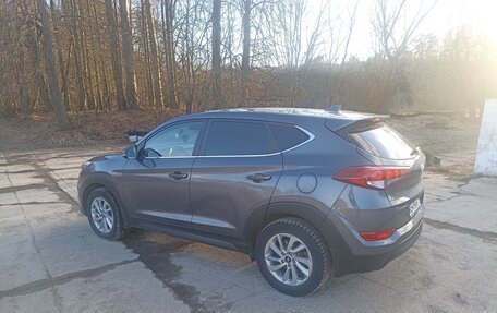 Hyundai Tucson III, 2017 год, 2 000 000 рублей, 2 фотография