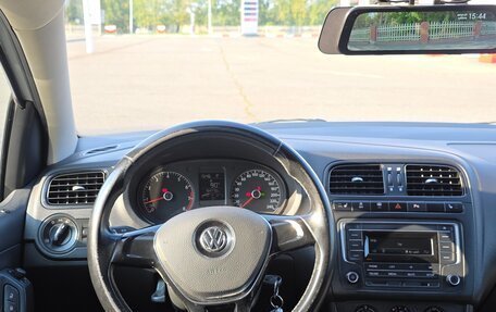 Volkswagen Polo VI (EU Market), 2016 год, 930 000 рублей, 12 фотография