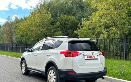 Toyota RAV4, 2015 год, 1 730 000 рублей, 5 фотография