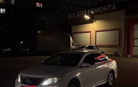 Toyota Camry, 2013 год, 1 300 000 рублей, 2 фотография