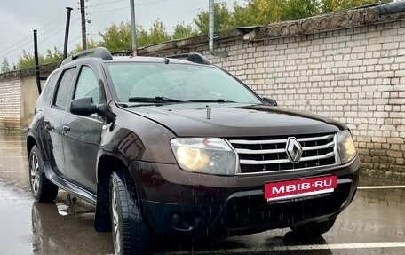 Renault Duster I рестайлинг, 2014 год, 820 000 рублей, 2 фотография