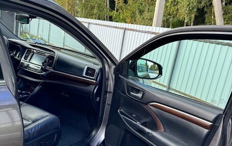 Toyota Highlander III, 2014 год, 2 600 000 рублей, 11 фотография