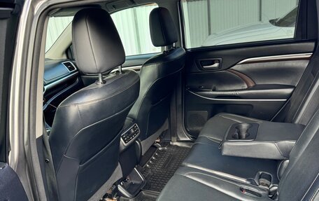 Toyota Highlander III, 2014 год, 2 600 000 рублей, 15 фотография