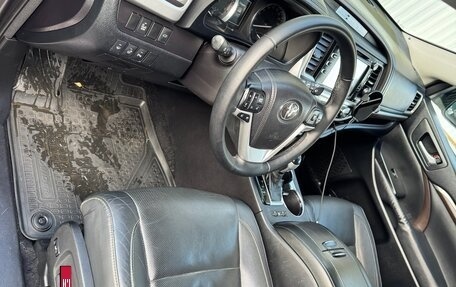 Toyota Highlander III, 2014 год, 2 600 000 рублей, 16 фотография