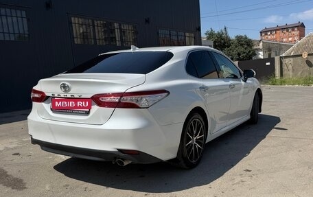 Toyota Camry, 2018 год, 2 350 000 рублей, 4 фотография