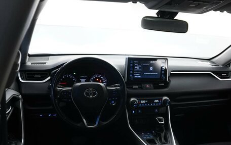 Toyota RAV4, 2020 год, 3 149 077 рублей, 6 фотография