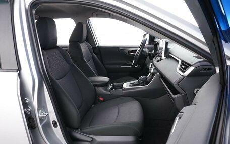 Toyota RAV4, 2020 год, 3 149 077 рублей, 8 фотография