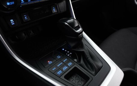 Toyota RAV4, 2020 год, 3 149 077 рублей, 16 фотография