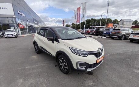 Renault Kaptur I рестайлинг, 2017 год, 1 385 000 рублей, 3 фотография