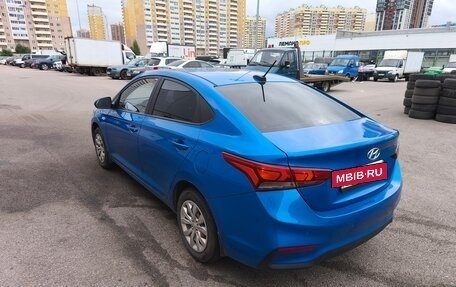 Hyundai Solaris II рестайлинг, 2017 год, 1 200 000 рублей, 4 фотография