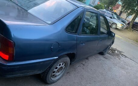 Opel Vectra A, 1988 год, 88 888 рублей, 4 фотография