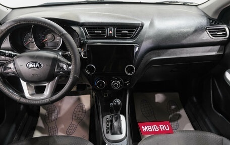 KIA Rio III рестайлинг, 2014 год, 999 000 рублей, 18 фотография