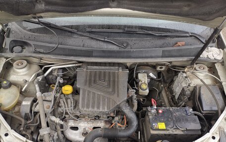 Renault Sandero II рестайлинг, 2015 год, 650 000 рублей, 4 фотография