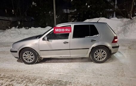 Volkswagen Golf IV, 1998 год, 240 000 рублей, 3 фотография