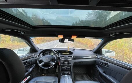 Mercedes-Benz E-Класс, 2010 год, 2 000 000 рублей, 6 фотография