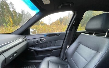 Mercedes-Benz E-Класс, 2010 год, 2 000 000 рублей, 7 фотография