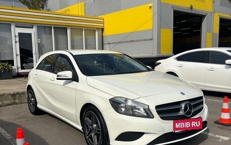 Mercedes-Benz A-Класс, 2014 год, 1 800 000 рублей, 2 фотография