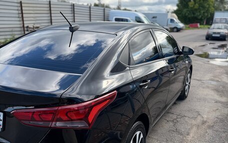 Hyundai Solaris II рестайлинг, 2020 год, 1 980 000 рублей, 2 фотография