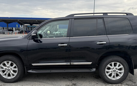 Toyota Land Cruiser 200, 2018 год, 8 000 000 рублей, 3 фотография