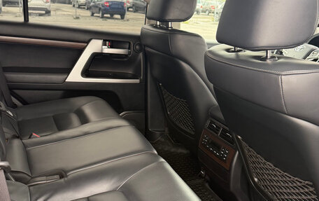 Toyota Land Cruiser 200, 2018 год, 8 000 000 рублей, 7 фотография