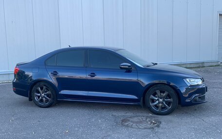 Volkswagen Jetta VI, 2012 год, 1 050 000 рублей, 13 фотография