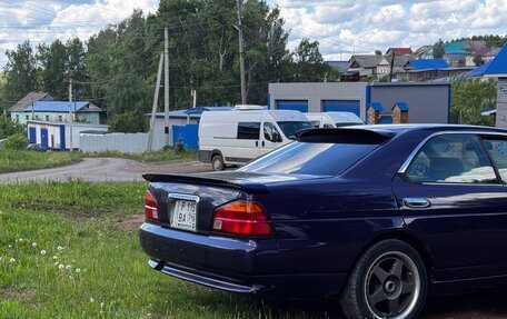 Nissan Laurel VIII, 2001 год, 560 000 рублей, 4 фотография