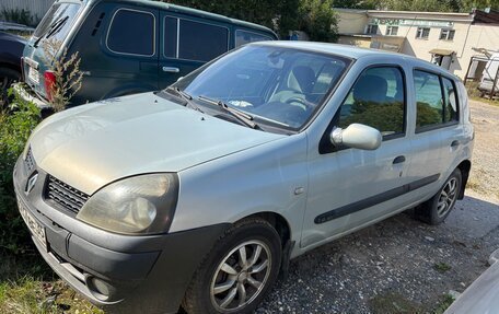 Renault Clio III, 2003 год, 300 000 рублей, 3 фотография