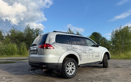Mitsubishi Pajero Sport II рестайлинг, 2013 год, 1 950 000 рублей, 3 фотография
