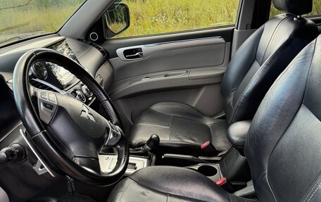 Mitsubishi Pajero Sport II рестайлинг, 2013 год, 1 950 000 рублей, 17 фотография