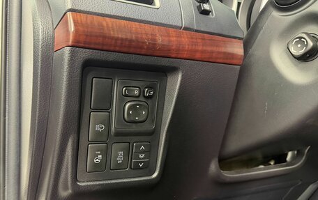 Toyota Land Cruiser Prado 150 рестайлинг 2, 2016 год, 3 450 000 рублей, 15 фотография
