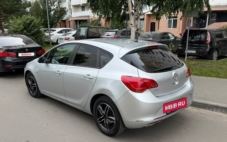 Opel Astra J, 2013 год, 550 000 рублей, 3 фотография