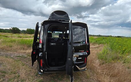 Honda Stepwgn IV, 2016 год, 2 065 000 рублей, 13 фотография