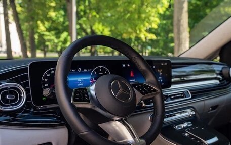 Mercedes-Benz V-Класс, 2024 год, 17 000 000 рублей, 12 фотография