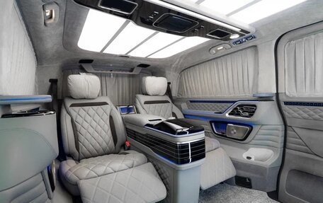 Mercedes-Benz V-Класс, 2024 год, 17 000 000 рублей, 19 фотография