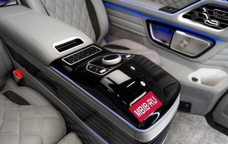 Mercedes-Benz V-Класс, 2024 год, 17 000 000 рублей, 20 фотография