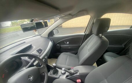 Renault Fluence I, 2012 год, 900 000 рублей, 11 фотография