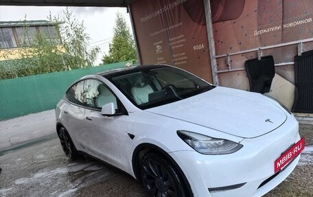 Tesla Model Y I, 2020 год, 3 500 000 рублей, 2 фотография