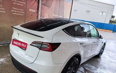 Tesla Model Y I, 2020 год, 3 500 000 рублей, 6 фотография